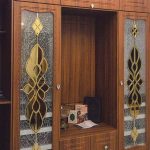 استند 18